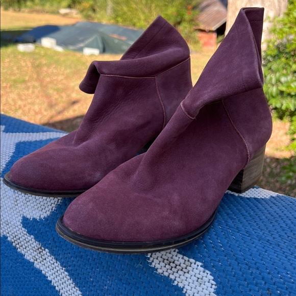 Purple/Plum Ankle Boots - Picture 13 of 16
